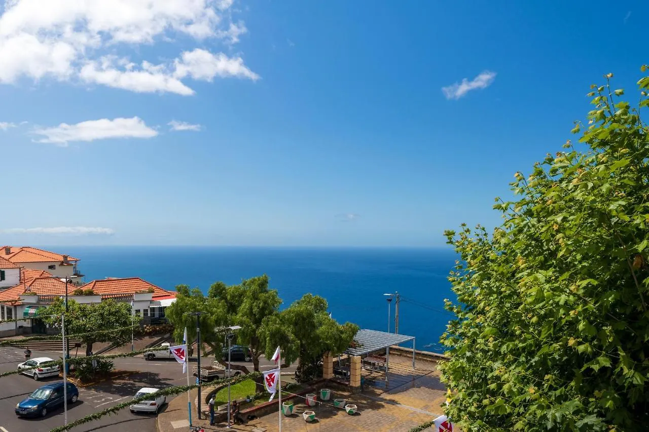 Intelsol Calheta Apartments By An Island Apart
